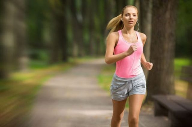 Челночный бег: в чем суть и каковы принципы тренировок
