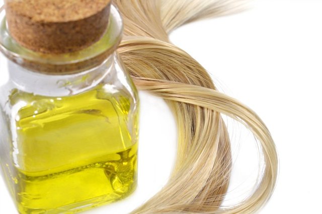 Репейное масло для волос: свойства продукта, маски на его основе