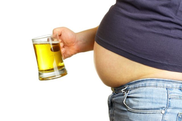 Толстеют ли от пива или нет: вся правда об употреблении пенного напитка